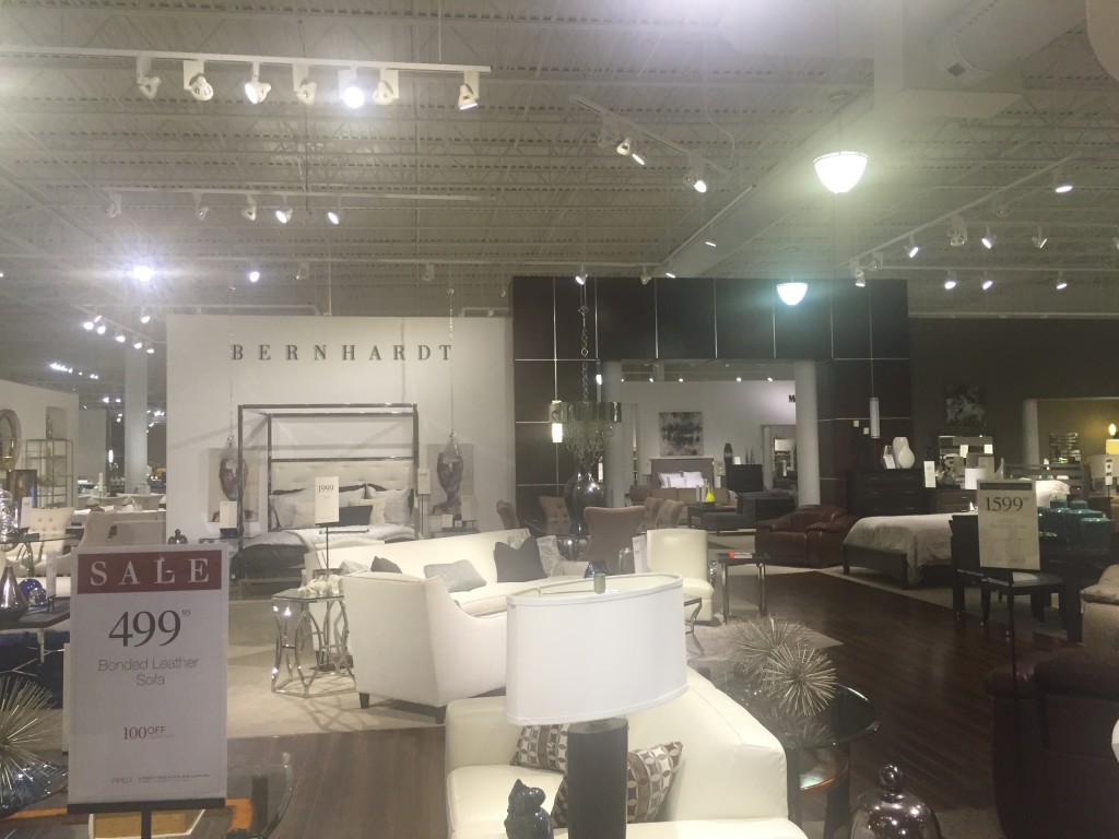magasins d'ameublement aux USA