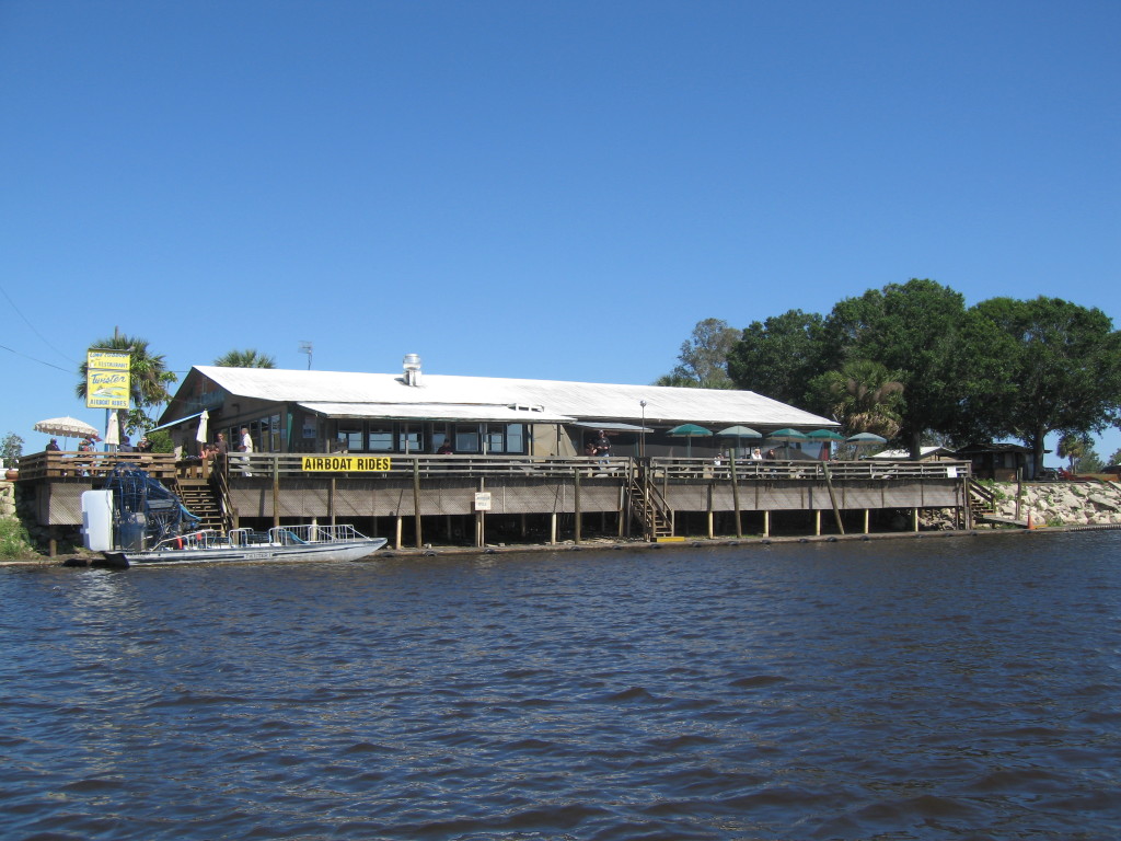 Lone_Cabbage_Fish_Camp_(Cocoa,_Florida)_001