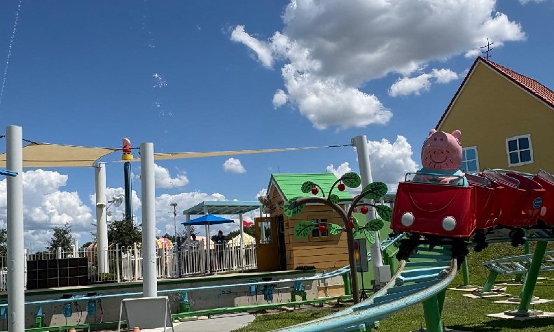Daddy Pig’s Roller Coaster